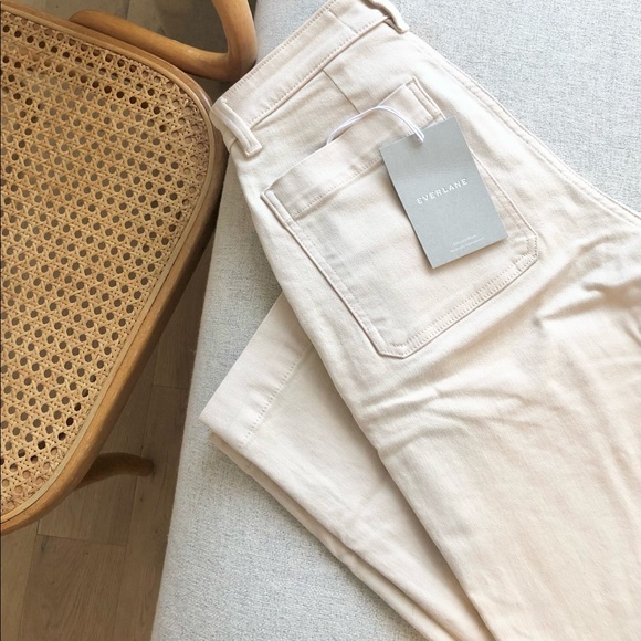 SOLD on Depop - Everlane Sandstone Straight Leg Crop Pants - Straight Leg Canvas - Picture 2 of 6